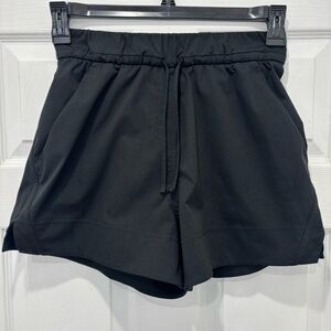 lululemon athletica Black dress shorts with tie size xs